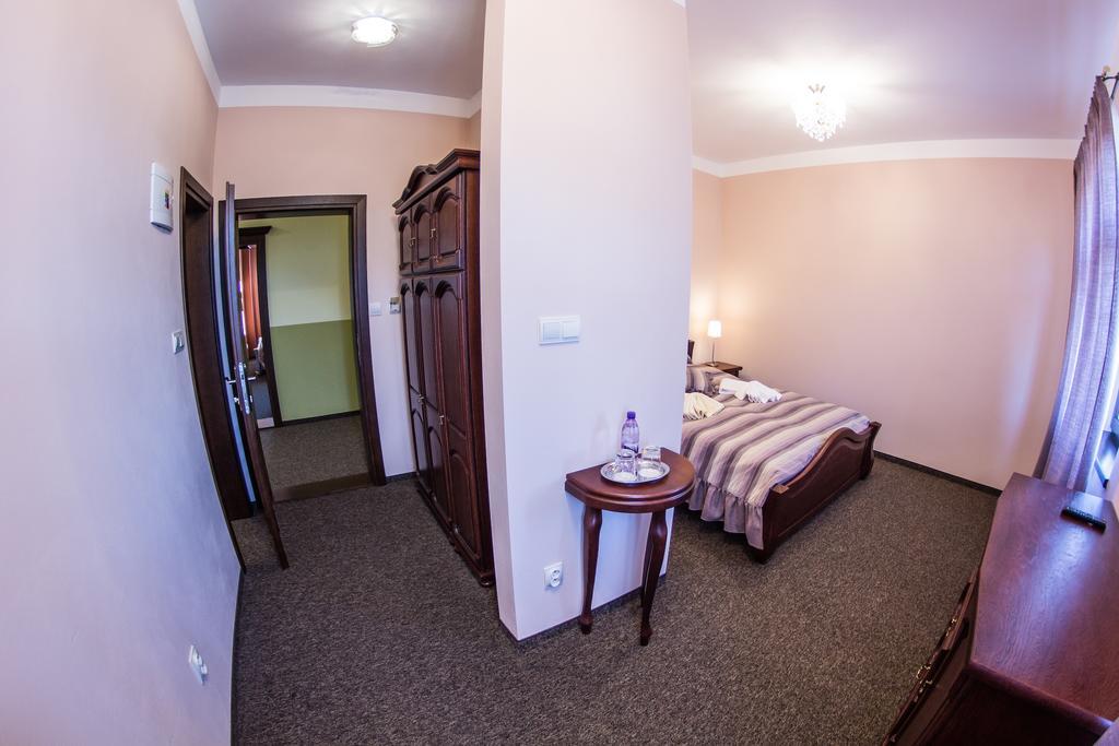 Penzion Altmayer Banská Štiavnica Buitenkant foto
